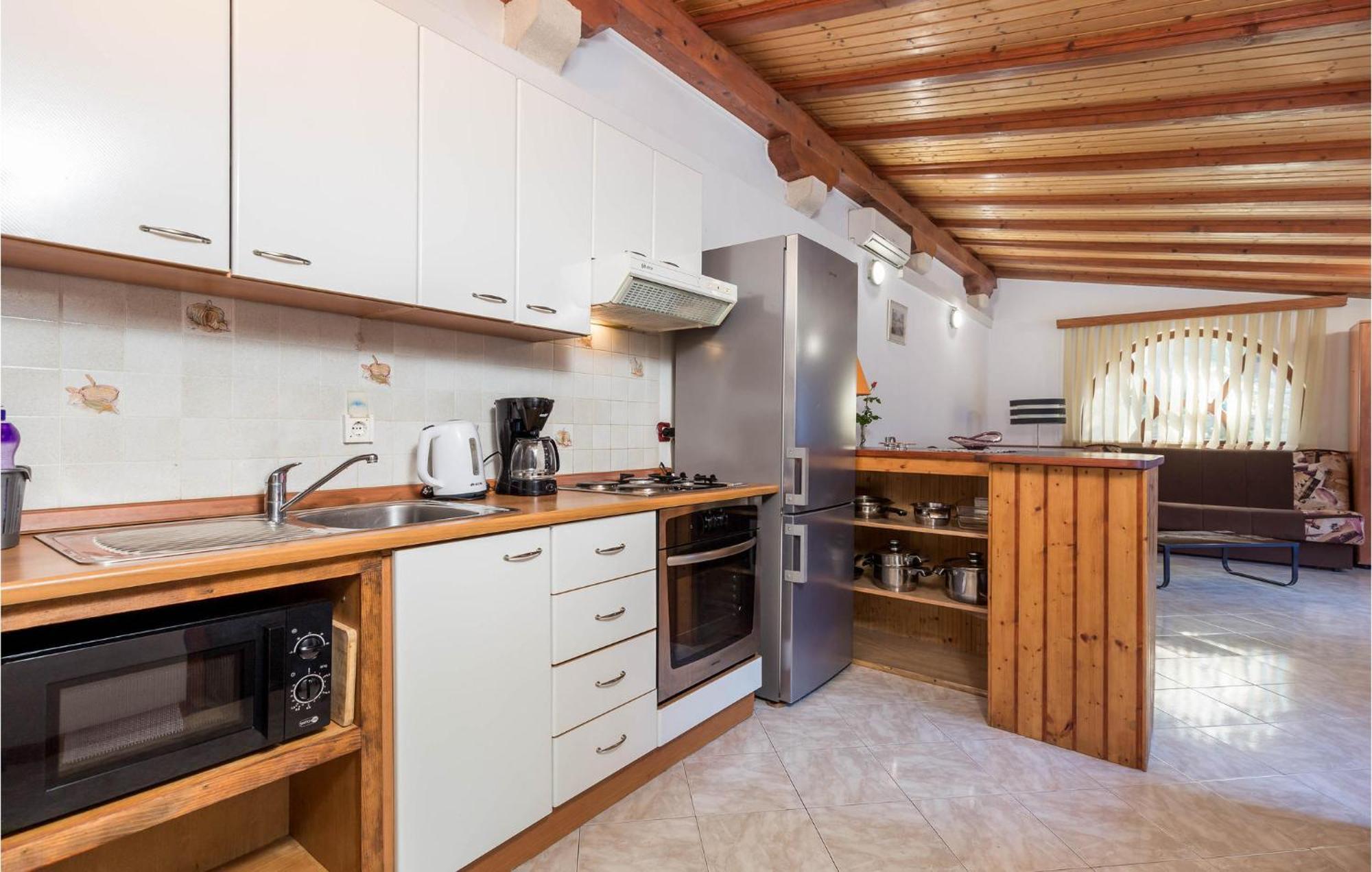 Awesome Home In Veli Lošinj Εξωτερικό φωτογραφία