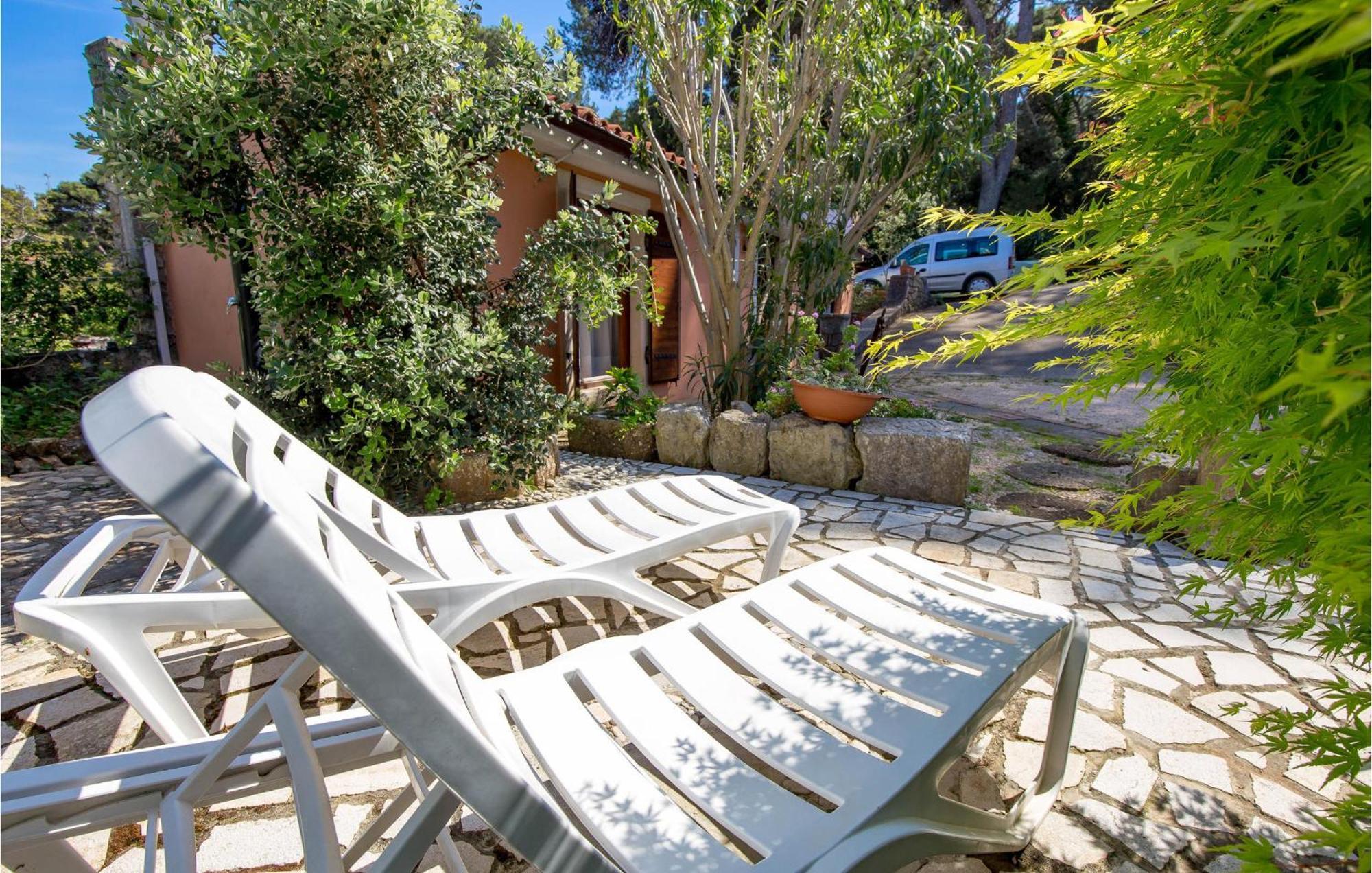 Awesome Home In Veli Lošinj Εξωτερικό φωτογραφία