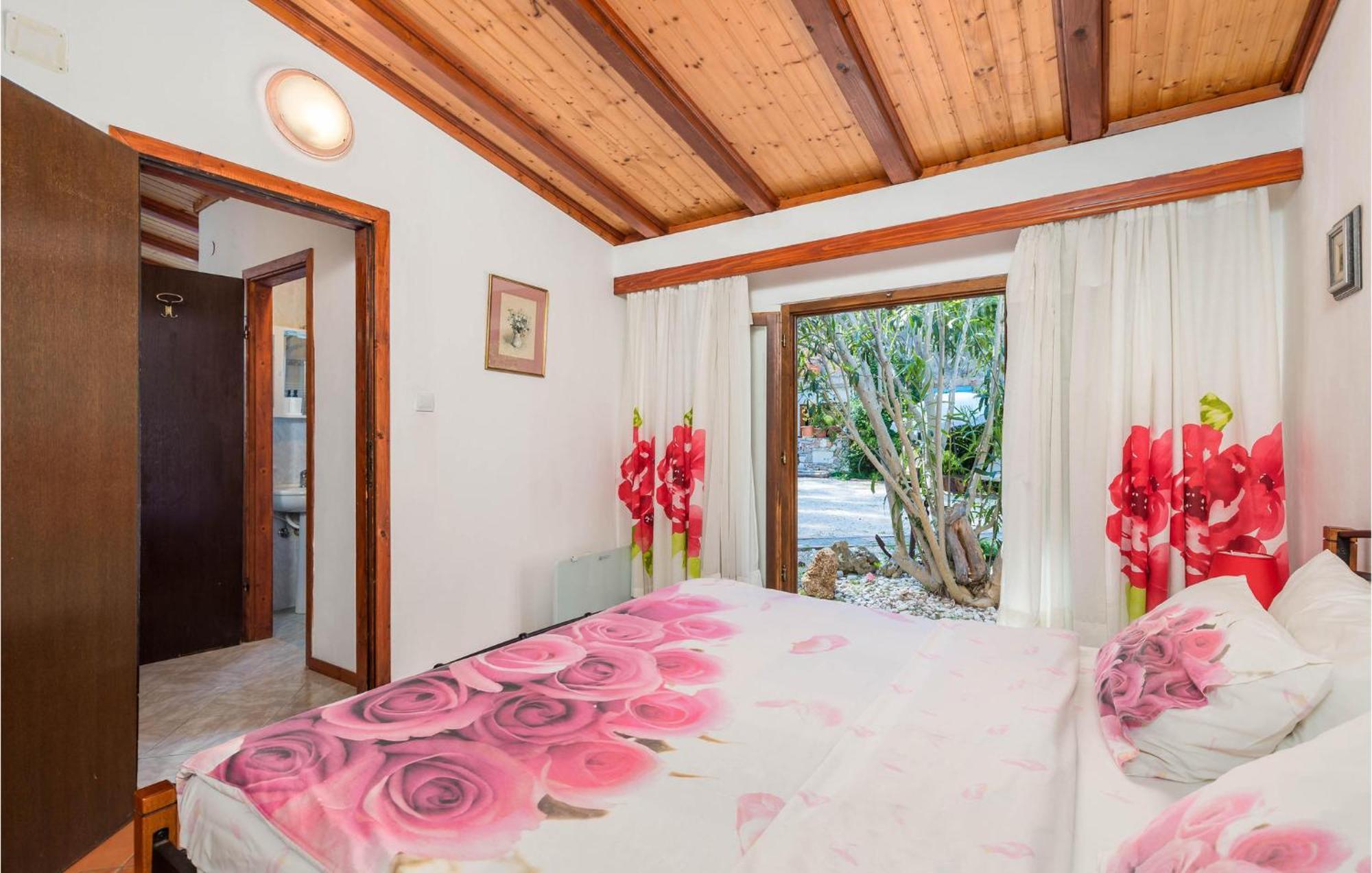 Awesome Home In Veli Lošinj Εξωτερικό φωτογραφία
